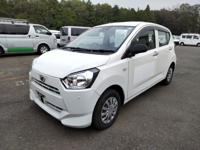 13166 Daihatsu Mira e s LA350S 2018 г. (LUM Tokyo Nyusatsu)